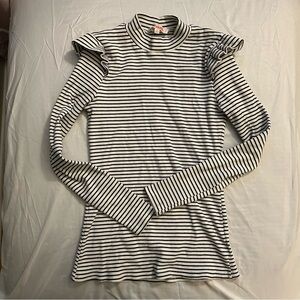 Mazik Monochrome Striped Ruffle Sleeve Blouse